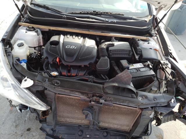 Photo 6 VIN: 5NPEB4AC6DH760846 - HYUNDAI SONATA GLS 