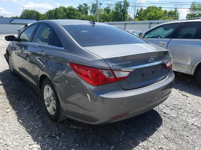 Photo 2 VIN: 5NPEB4AC6DH763889 - HYUNDAI SONATA GLS 