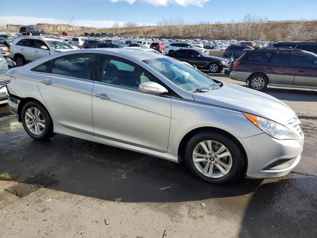 Photo 3 VIN: 5NPEB4AC6EH815197 - HYUNDAI SONATA 