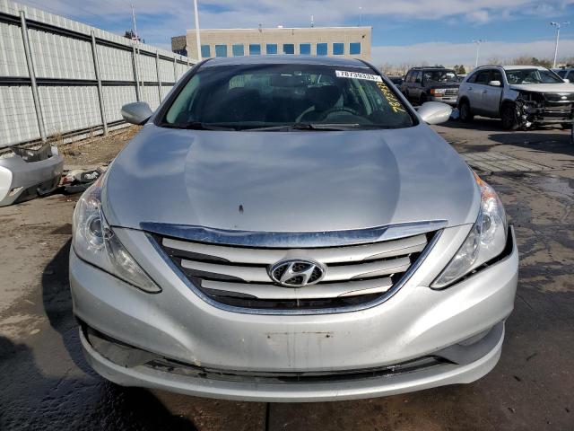 Photo 4 VIN: 5NPEB4AC6EH815197 - HYUNDAI SONATA 