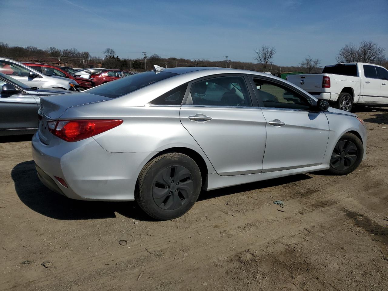 Photo 2 VIN: 5NPEB4AC6EH819718 - HYUNDAI SONATA 