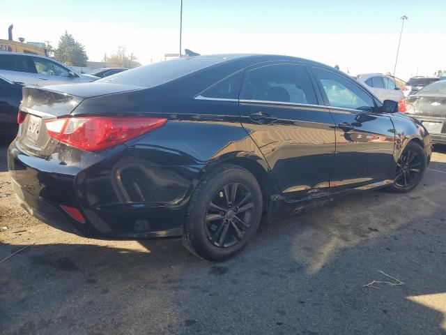 Photo 2 VIN: 5NPEB4AC6EH820402 - HYUNDAI SONATA 