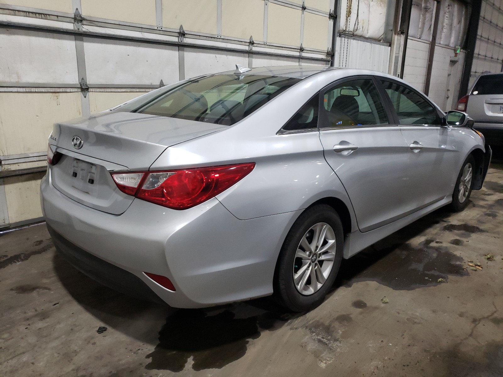 Photo 3 VIN: 5NPEB4AC6EH825583 - HYUNDAI SONATA GLS 