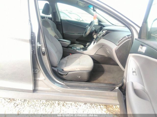 Photo 4 VIN: 5NPEB4AC6EH846238 - HYUNDAI SONATA GLS 