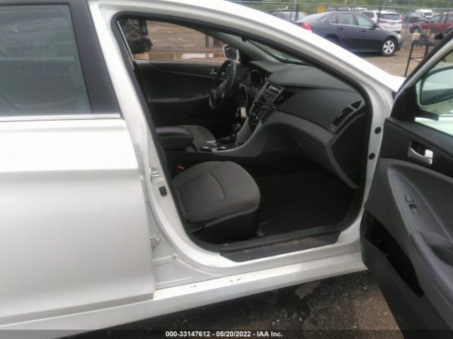 Photo 4 VIN: 5NPEB4AC6EH858941 - HYUNDAI SONATA 