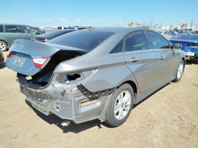 Photo 3 VIN: 5NPEB4AC6EH883435 - HYUNDAI SONATA GLS 