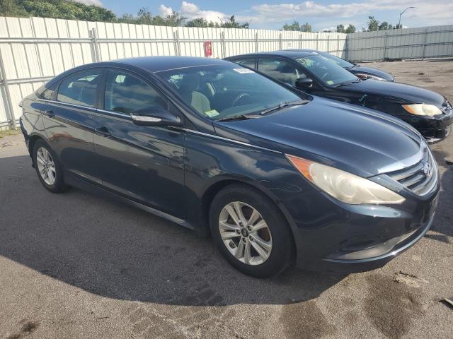 Photo 3 VIN: 5NPEB4AC6EH894483 - HYUNDAI SONATA GLS 