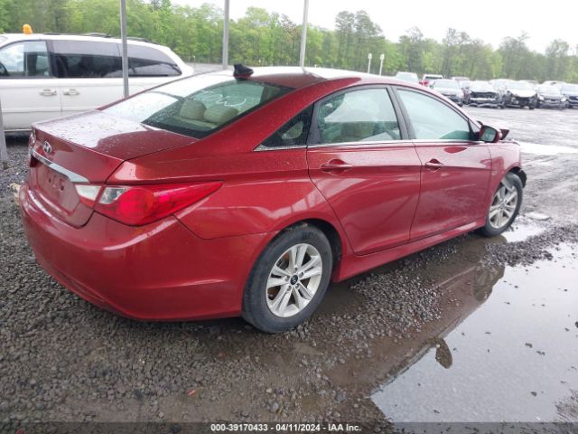 Photo 3 VIN: 5NPEB4AC6EH948445 - HYUNDAI SONATA 