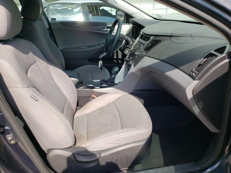 Photo 4 VIN: 5NPEB4AC7BH010613 - HYUNDAI SONATA GLS 