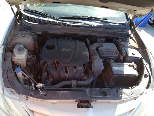 Photo 6 VIN: 5NPEB4AC7BH024320 - HYUNDAI SONATA GLS 