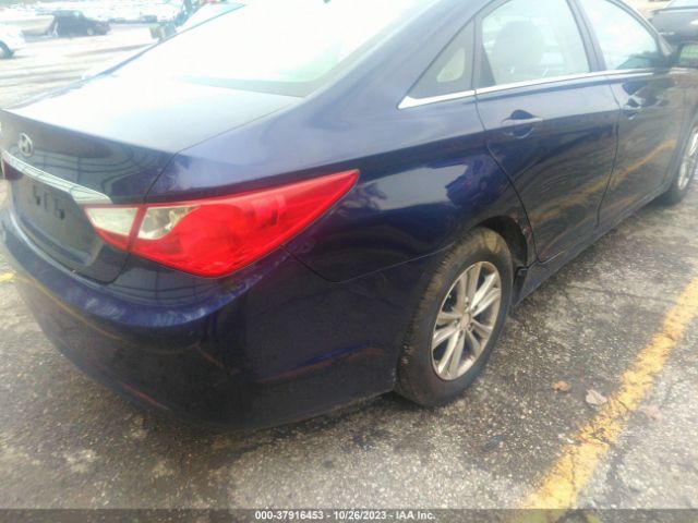 Photo 3 VIN: 5NPEB4AC7BH032143 - HYUNDAI SONATA 