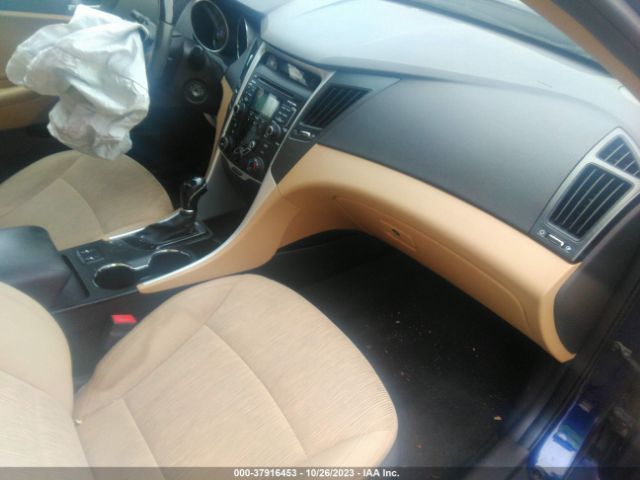 Photo 4 VIN: 5NPEB4AC7BH032143 - HYUNDAI SONATA 