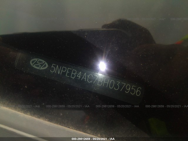 Photo 8 VIN: 5NPEB4AC7BH037956 - HYUNDAI SONATA 