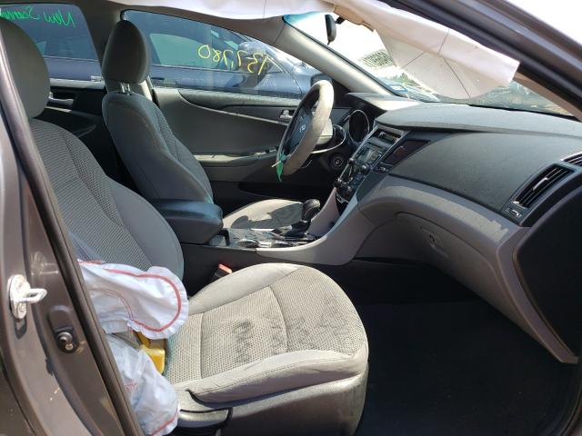 Photo 4 VIN: 5NPEB4AC7BH068866 - HYUNDAI SONATA GLS 