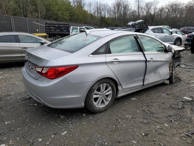 Photo 2 VIN: 5NPEB4AC7BH069516 - HYUNDAI SONATA GLS 