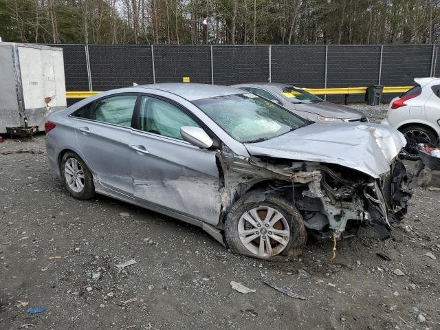 Photo 3 VIN: 5NPEB4AC7BH069516 - HYUNDAI SONATA GLS 