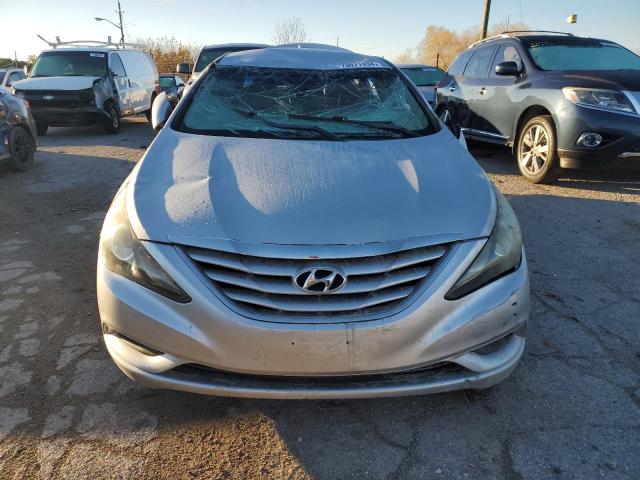 Photo 4 VIN: 5NPEB4AC7BH073131 - HYUNDAI SONATA GLS 