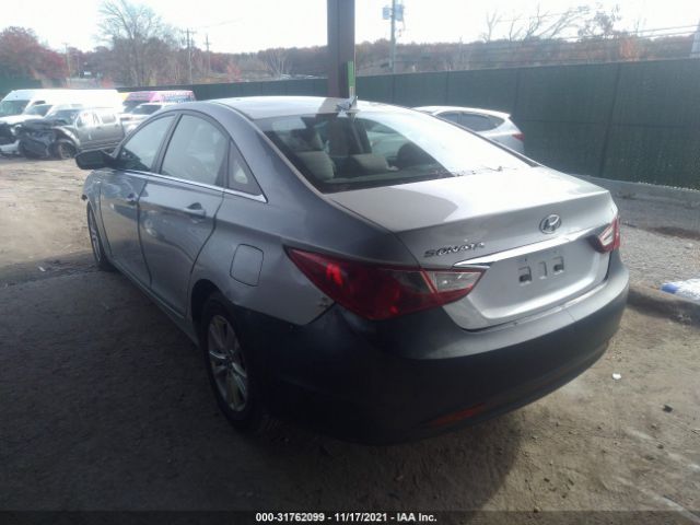 Photo 2 VIN: 5NPEB4AC7BH088101 - HYUNDAI SONATA 