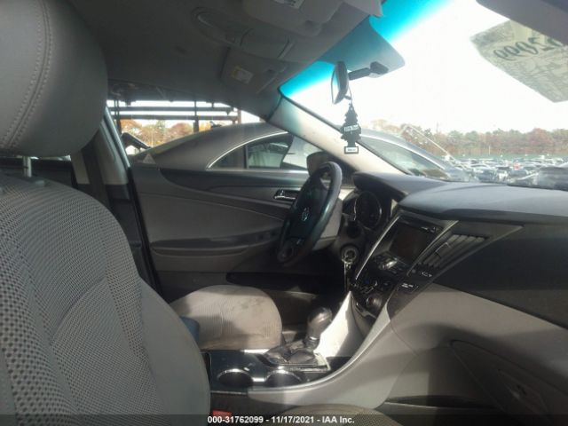 Photo 4 VIN: 5NPEB4AC7BH088101 - HYUNDAI SONATA 