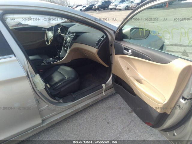 Photo 4 VIN: 5NPEB4AC7BH089927 - HYUNDAI SONATA 