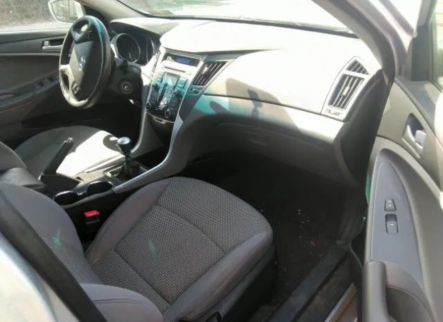 Photo 4 VIN: 5NPEB4AC7BH092519 - HYUNDAI SONATA 