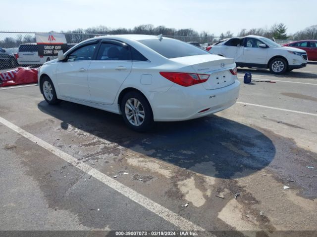 Photo 2 VIN: 5NPEB4AC7BH101395 - HYUNDAI SONATA 