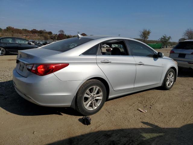 Photo 2 VIN: 5NPEB4AC7BH108928 - HYUNDAI SONATA 