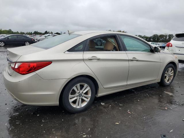 Photo 2 VIN: 5NPEB4AC7BH135823 - HYUNDAI SONATA GLS 