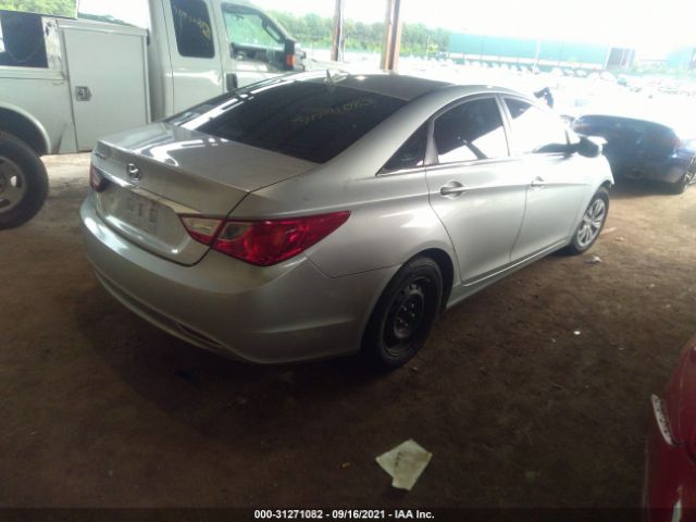 Photo 3 VIN: 5NPEB4AC7BH141671 - HYUNDAI SONATA 