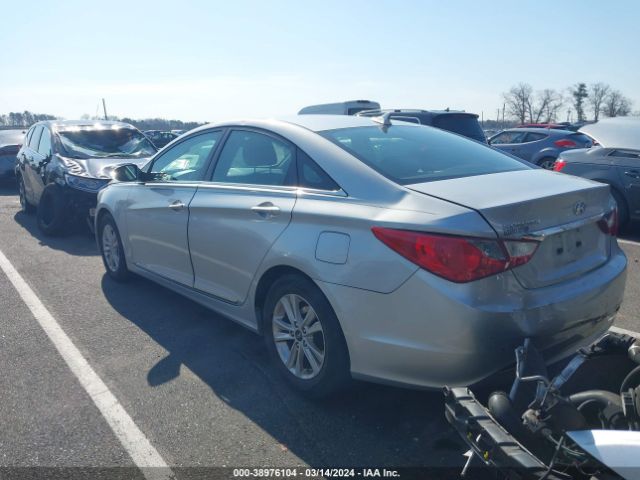 Photo 2 VIN: 5NPEB4AC7BH142609 - HYUNDAI SONATA 