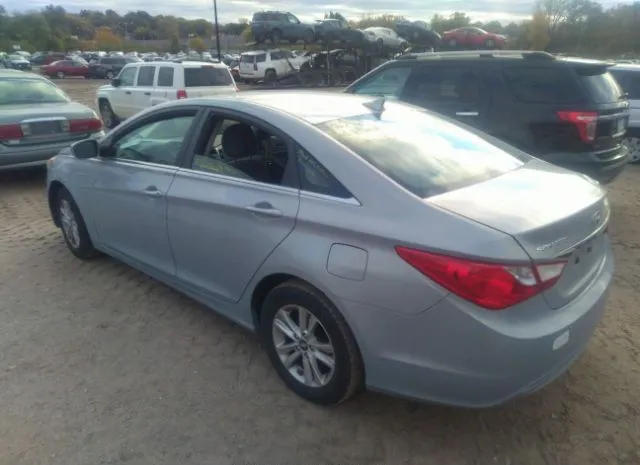 Photo 2 VIN: 5NPEB4AC7BH171382 - HYUNDAI SONATA 