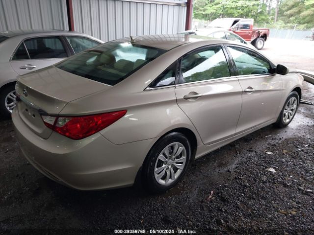 Photo 3 VIN: 5NPEB4AC7BH173181 - HYUNDAI SONATA 