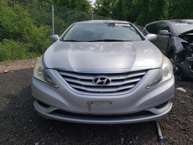 Photo 4 VIN: 5NPEB4AC7BH173388 - HYUNDAI SONATA GLS 