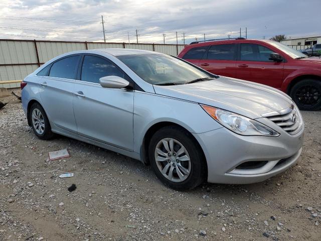 Photo 3 VIN: 5NPEB4AC7BH180048 - HYUNDAI SONATA GLS 