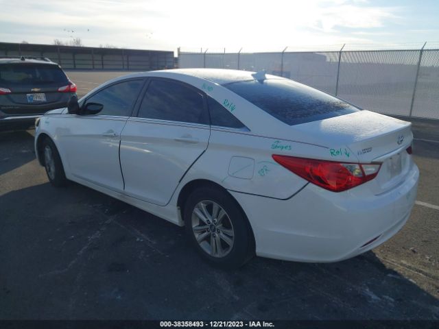 Photo 2 VIN: 5NPEB4AC7BH196704 - HYUNDAI SONATA 