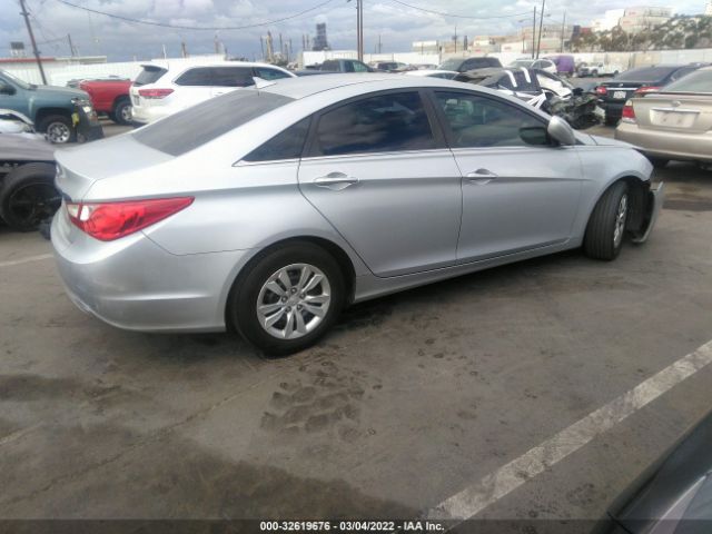 Photo 3 VIN: 5NPEB4AC7BH200346 - HYUNDAI SONATA 