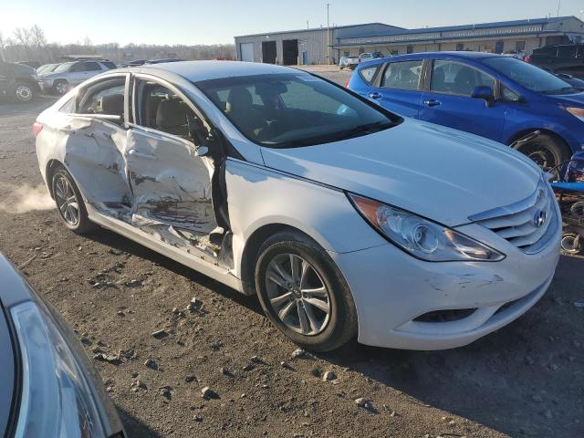 Photo 3 VIN: 5NPEB4AC7BH204896 - HYUNDAI SONATA GLS 