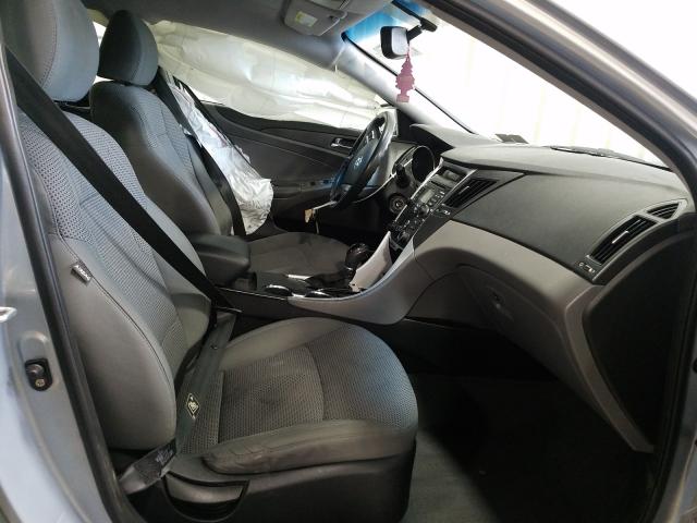 Photo 4 VIN: 5NPEB4AC7BH215154 - HYUNDAI SONATA GLS 