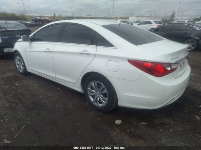 Photo 2 VIN: 5NPEB4AC7BH225196 - HYUNDAI SONATA 