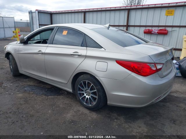 Photo 2 VIN: 5NPEB4AC7BH233363 - HYUNDAI SONATA 