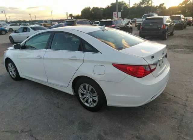 Photo 2 VIN: 5NPEB4AC7BH235016 - HYUNDAI SONATA 