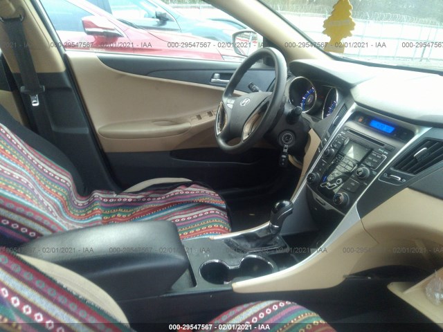 Photo 4 VIN: 5NPEB4AC7BH256982 - HYUNDAI SONATA 