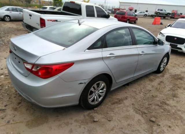 Photo 3 VIN: 5NPEB4AC7BH260319 - HYUNDAI SONATA 