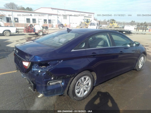 Photo 3 VIN: 5NPEB4AC7BH273149 - HYUNDAI SONATA 