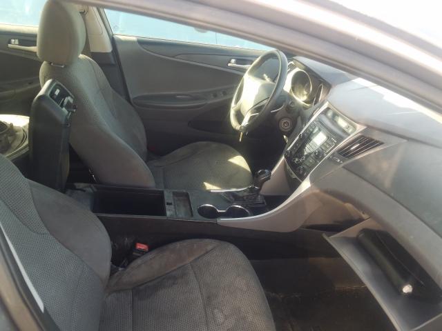 Photo 4 VIN: 5NPEB4AC7BH292039 - HYUNDAI SONATA GLS 