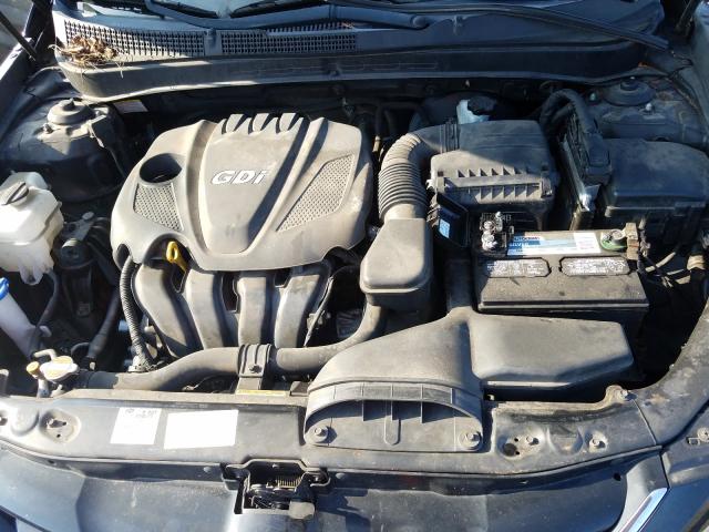 Photo 6 VIN: 5NPEB4AC7BH303721 - HYUNDAI SONATA GLS 