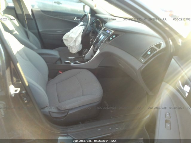 Photo 4 VIN: 5NPEB4AC7CH322111 - HYUNDAI SONATA 