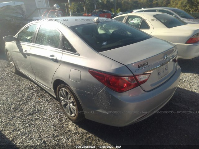 Photo 2 VIN: 5NPEB4AC7CH323677 - HYUNDAI SONATA 