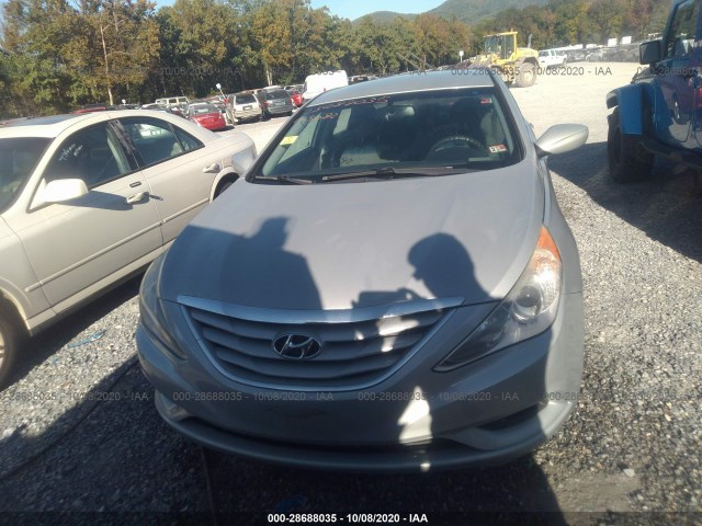 Photo 5 VIN: 5NPEB4AC7CH323677 - HYUNDAI SONATA 