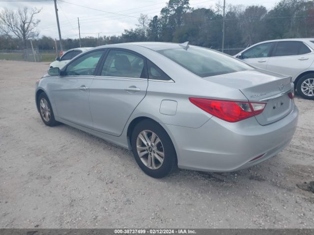 Photo 2 VIN: 5NPEB4AC7CH340740 - HYUNDAI SONATA 